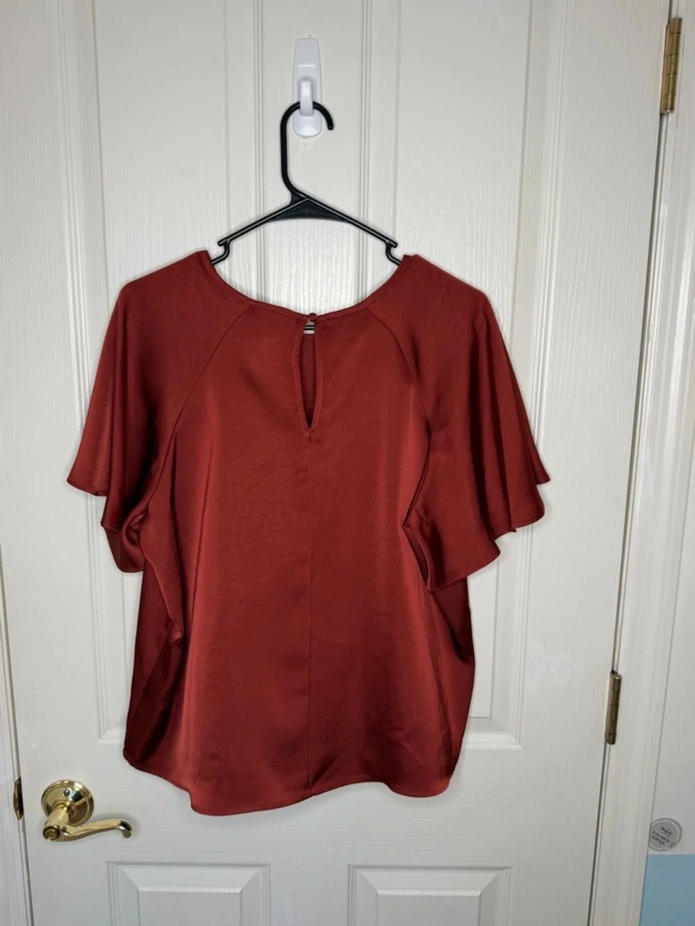 1. State lightweight blouse